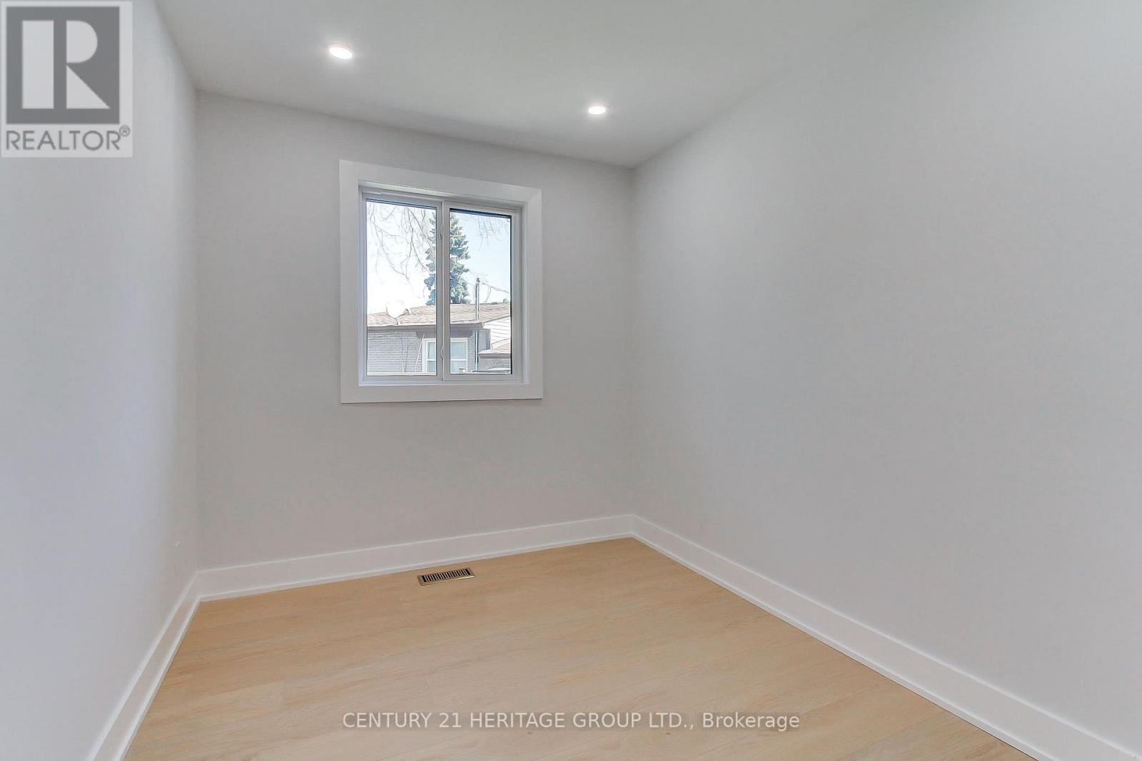 69 Marlin Court, Newmarket, Ontario  L3Y 2W7 - Photo 14 - N12984784