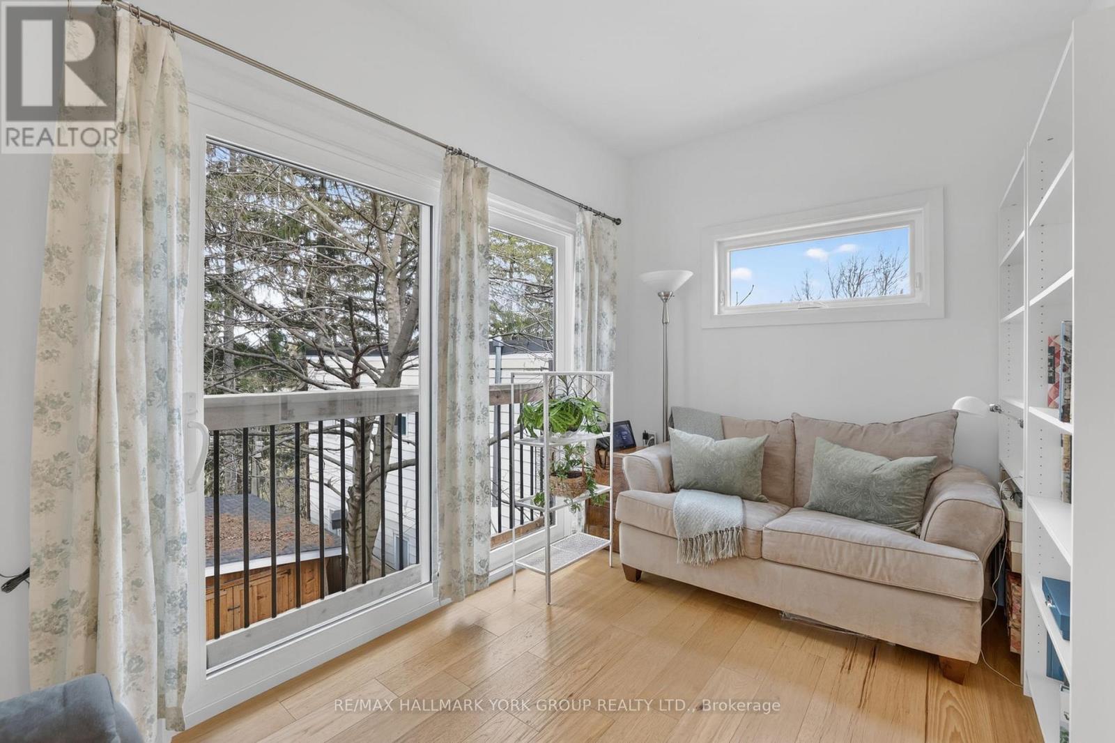 294 Cawthra Boulevard, Newmarket, Ontario  L3Y 4N8 - Photo 11 - N12984824