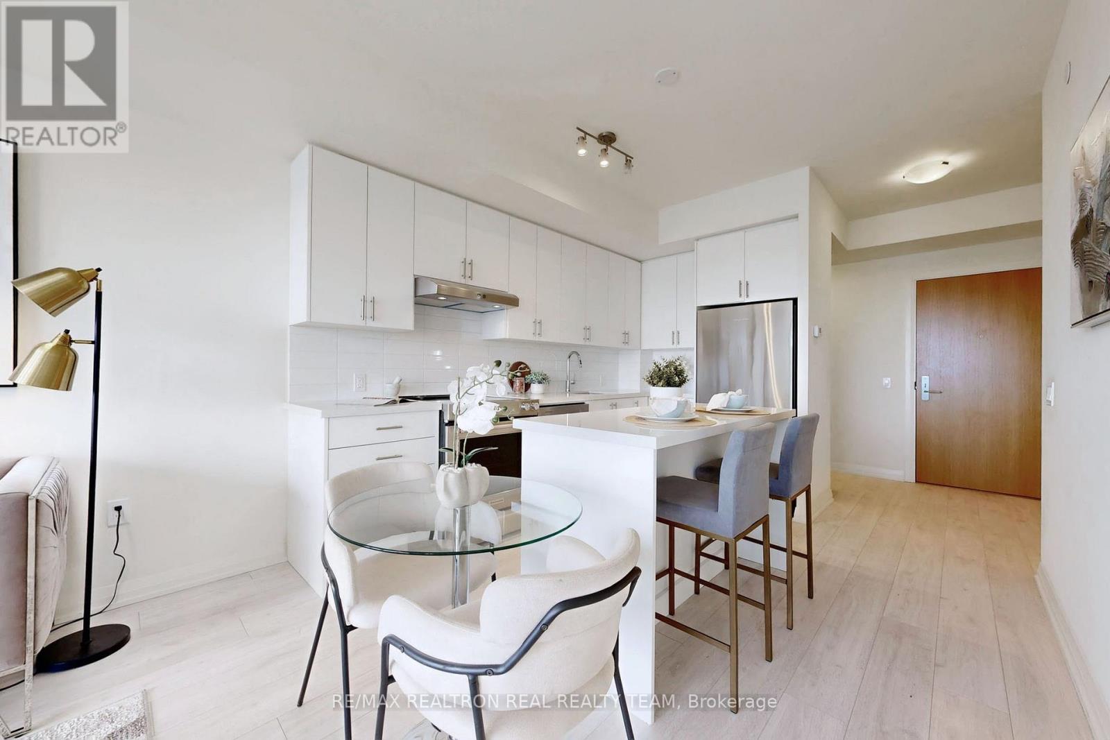 211 - 8960 Jane Street, Vaughan, Ontario L4K 2M9 - Photo 15 - N12984918