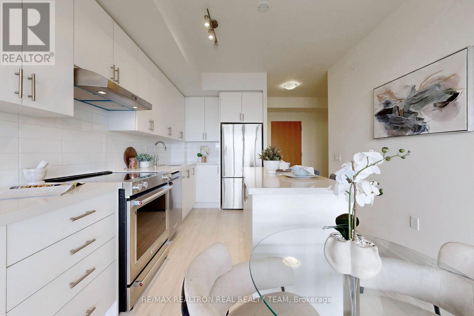 211 - 8960 Jane Street, Vaughan, Ontario L4K 2M9 - Photo 16 - N12984918