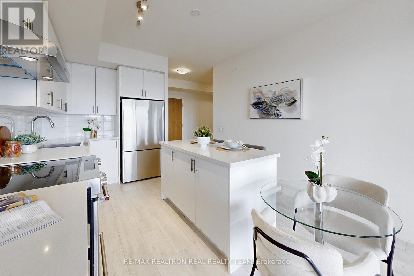 211 - 8960 Jane Street, Vaughan, Ontario L4K 2M9 - Photo 20 - N12984918