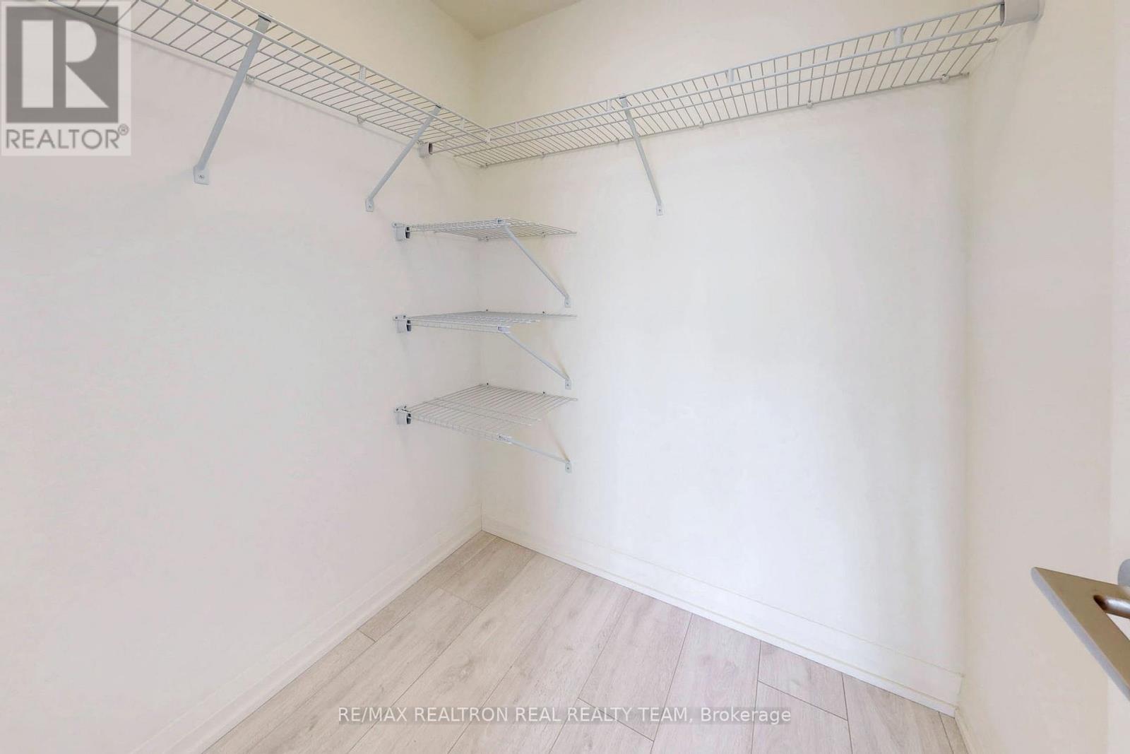 211 - 8960 Jane Street, Vaughan, Ontario L4K 2M9 - Photo 25 - N12984918