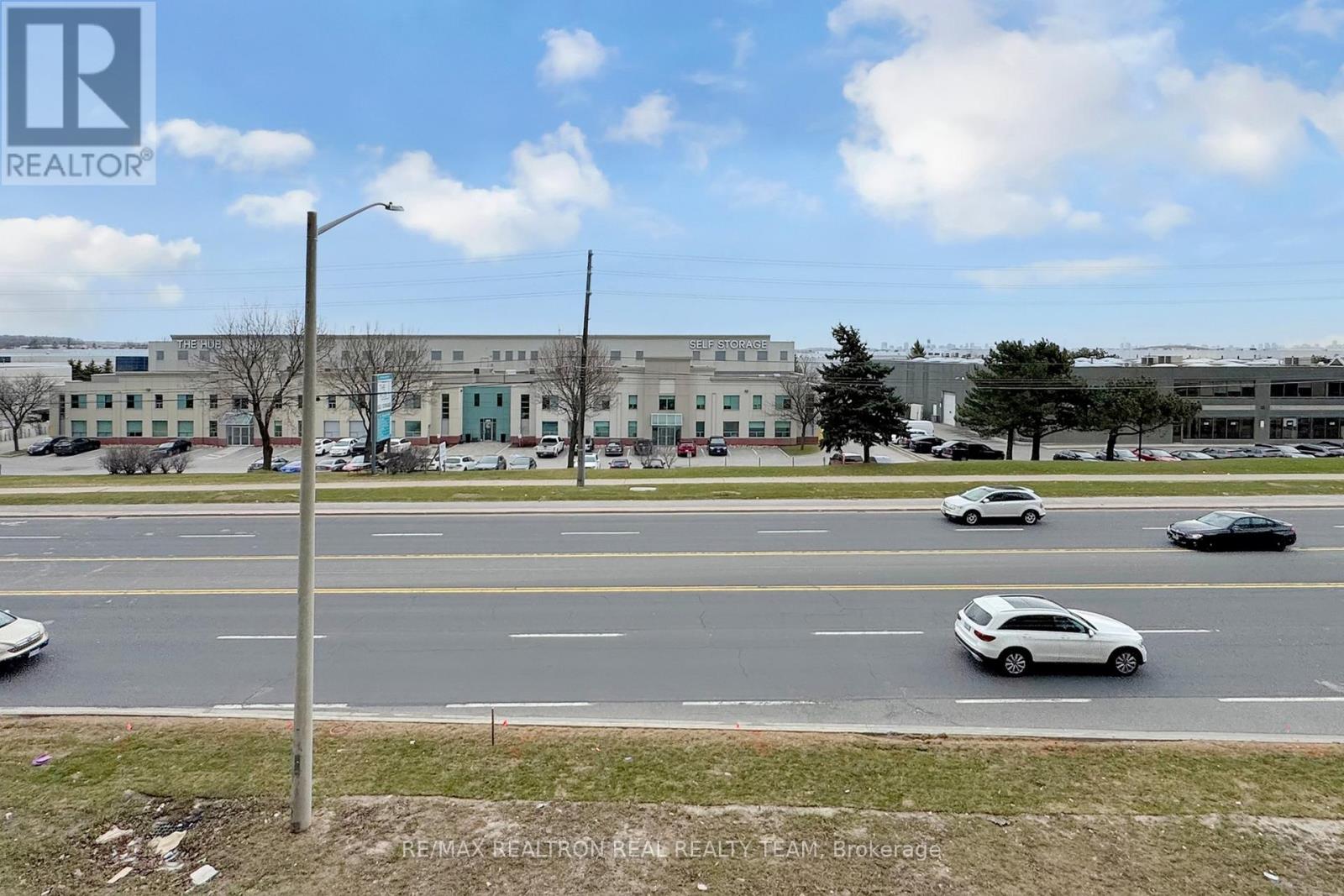 211 - 8960 Jane Street, Vaughan, Ontario L4K 2M9 - Photo 36 - N12984918