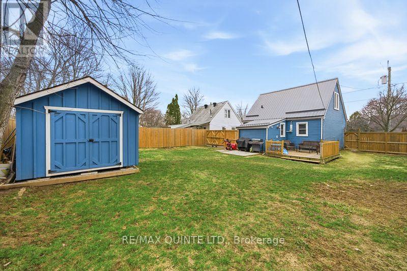 35 Kerr Crescent, Quinte West, Ontario  K8V 2W2 - Photo 32 - X12730234