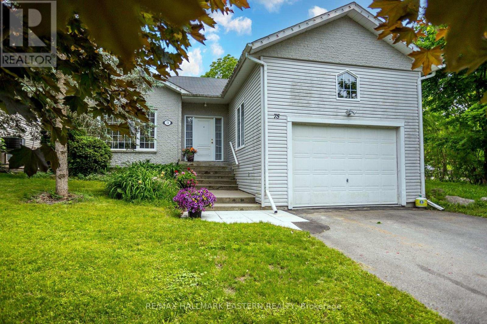 75 Oxford Street, Selwyn, Ontario  K0L 2H0 - Photo 2 - X12805874