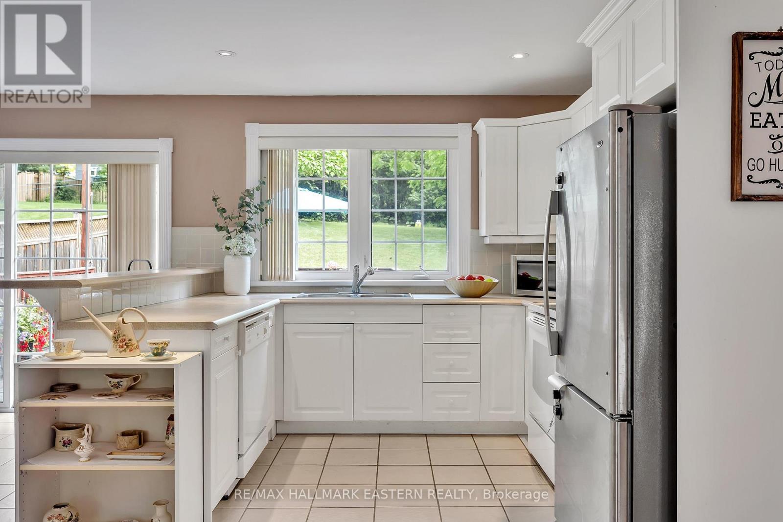 75 Oxford Street, Selwyn, Ontario  K0L 2H0 - Photo 12 - X12805874