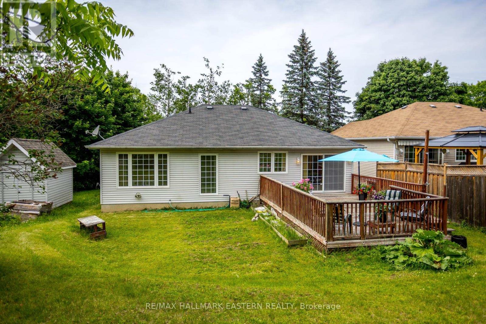 75 Oxford Street, Selwyn, Ontario  K0L 2H0 - Photo 37 - X12805874
