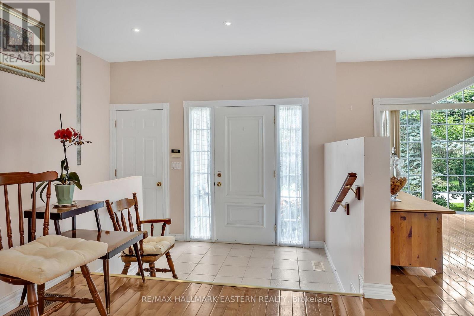 75 Oxford Street, Selwyn, Ontario  K0L 2H0 - Photo 6 - X12805874