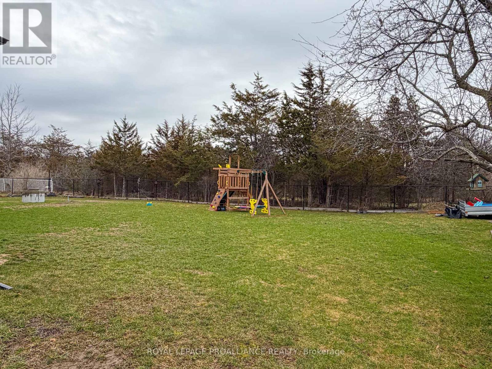 3741 County Road 3, Prince Edward County (Ameliasburg Ward), Ontario  K0K 1L0 - Photo 41 - X12812606