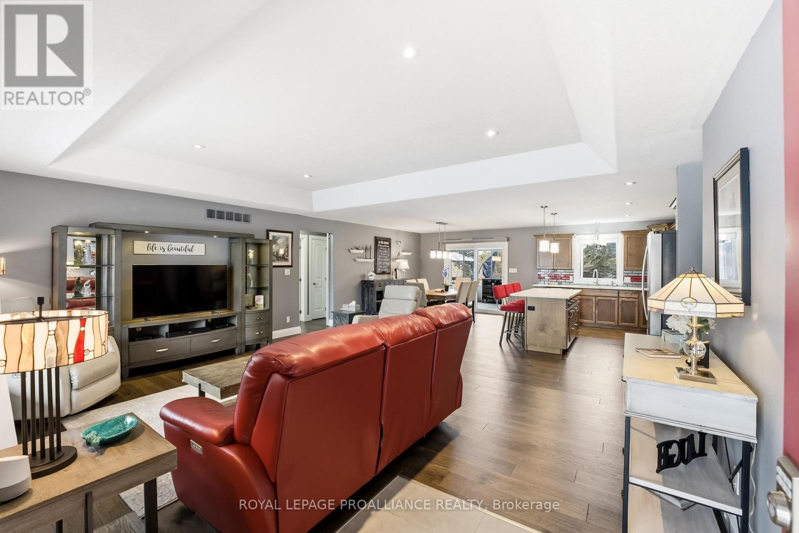 3741 County Road 3, Prince Edward County (Ameliasburg Ward), Ontario  K0K 1L0 - Photo 6 - X12812606