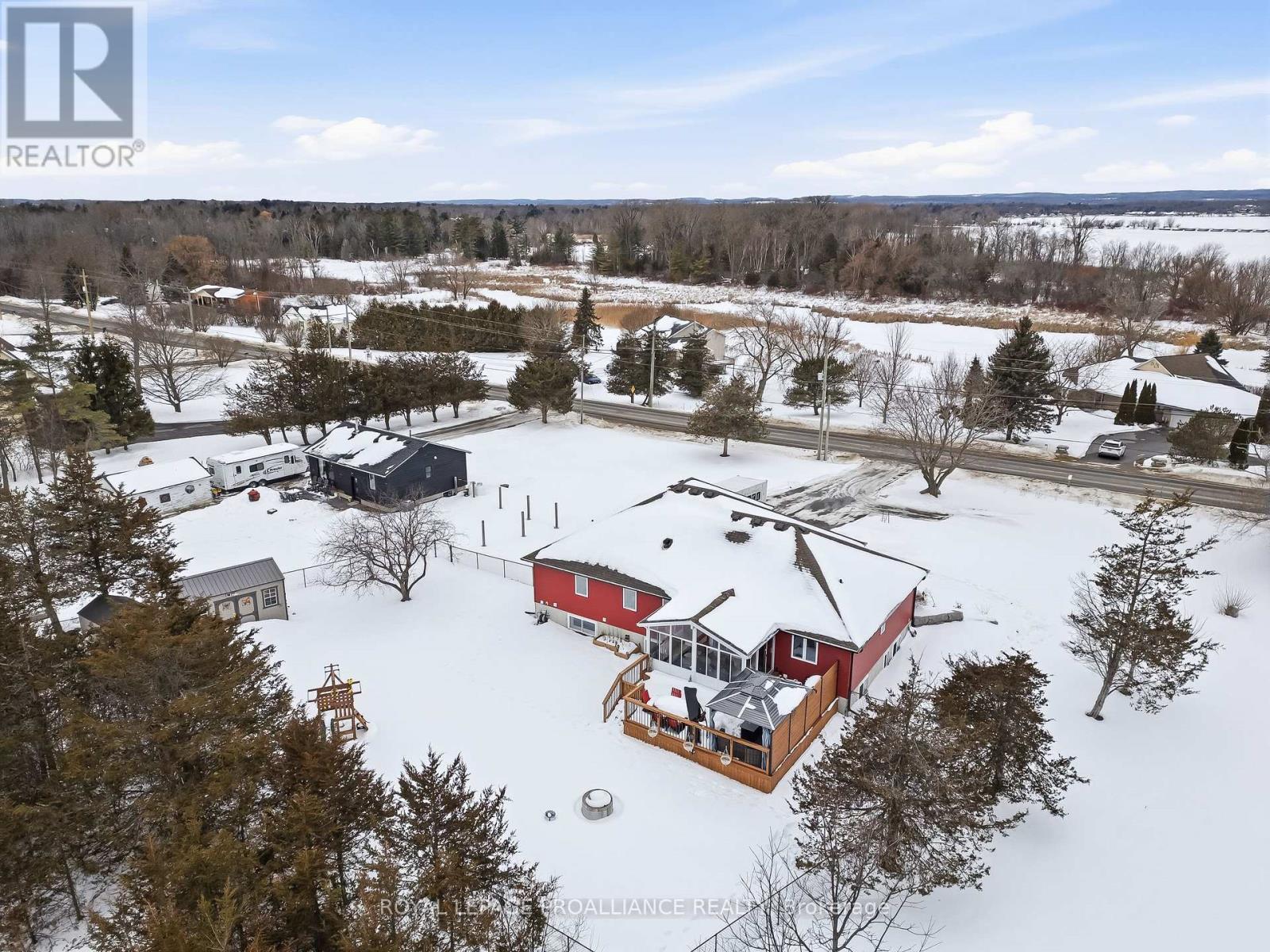 3741 County Road 3, Prince Edward County (Ameliasburg Ward), Ontario  K0K 1L0 - Photo 45 - X12812606