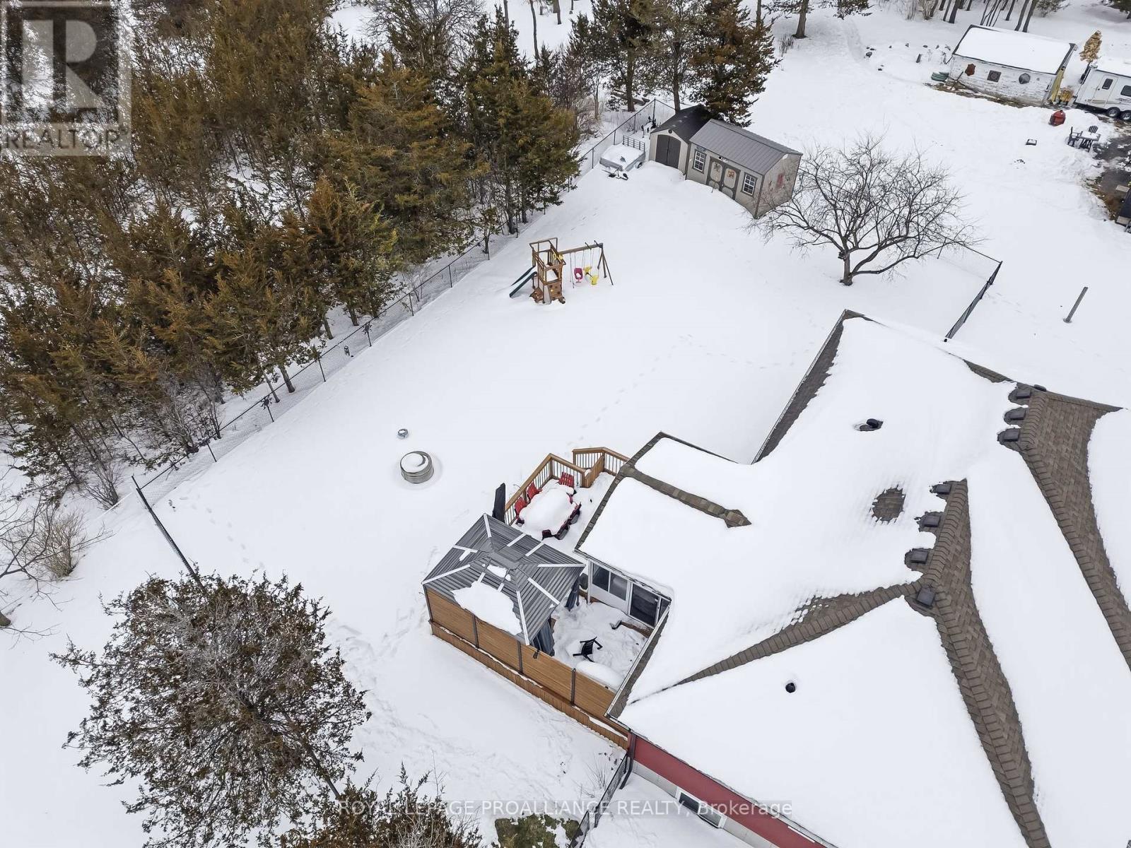 3741 County Road 3, Prince Edward County (Ameliasburg Ward), Ontario  K0K 1L0 - Photo 47 - X12812606