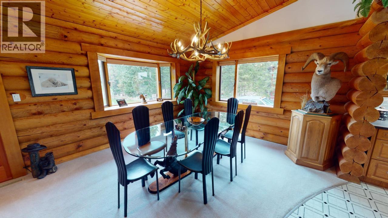 6006 Wolf Creek Road, Wasa, British Columbia  V0B 2K0 - Photo 14 - 10382886