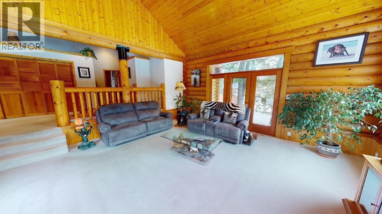 6006 Wolf Creek Road, Wasa, British Columbia  V0B 2K0 - Photo 20 - 10382886