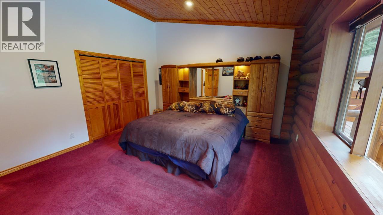 6006 Wolf Creek Road, Wasa, British Columbia  V0B 2K0 - Photo 23 - 10382886