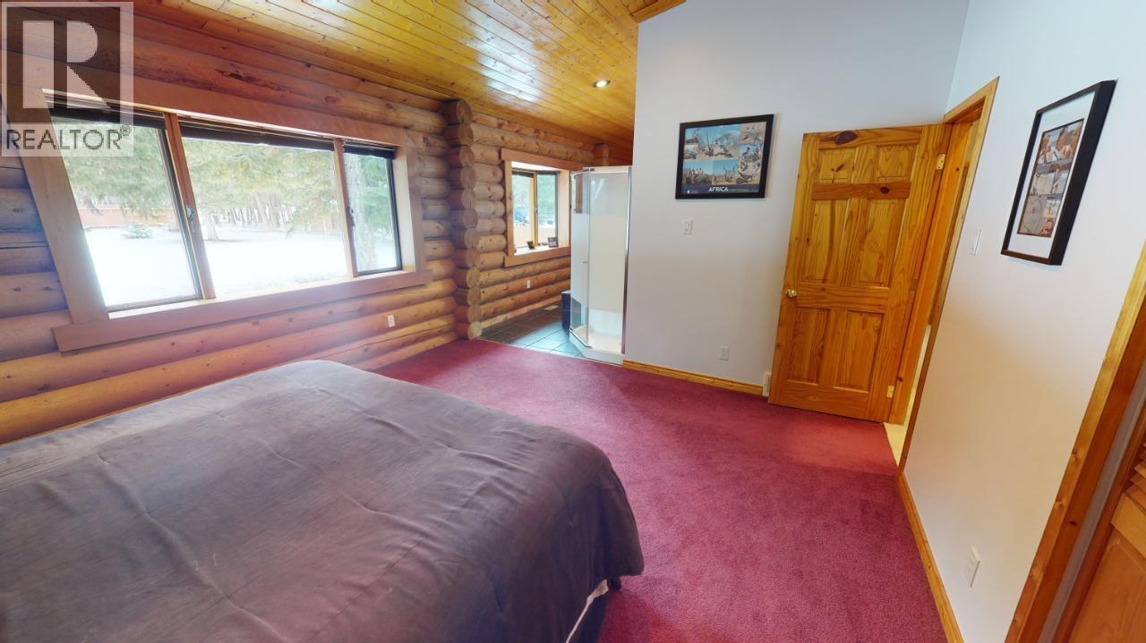 6006 Wolf Creek Road, Wasa, British Columbia  V0B 2K0 - Photo 24 - 10382886