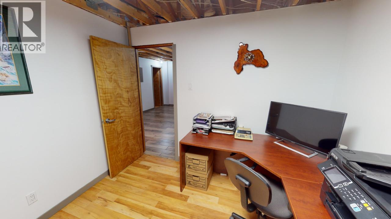 6006 Wolf Creek Road, Wasa, British Columbia  V0B 2K0 - Photo 36 - 10382886