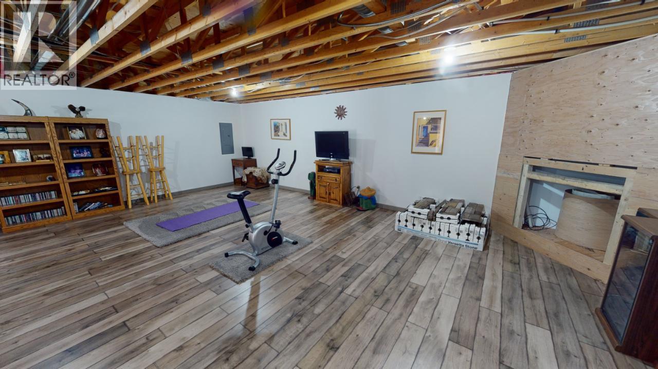 6006 Wolf Creek Road, Wasa, British Columbia  V0B 2K0 - Photo 45 - 10382886