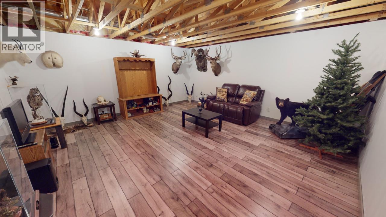 6006 Wolf Creek Road, Wasa, British Columbia  V0B 2K0 - Photo 46 - 10382886