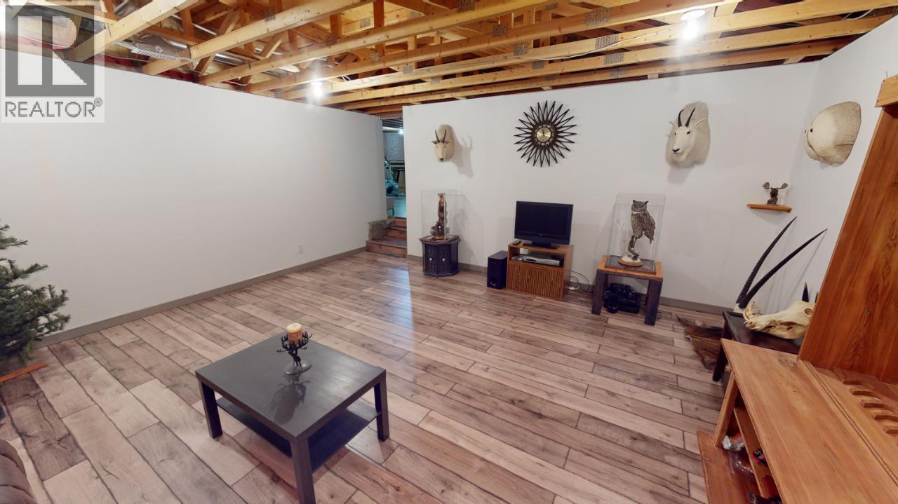 6006 Wolf Creek Road, Wasa, British Columbia  V0B 2K0 - Photo 47 - 10382886