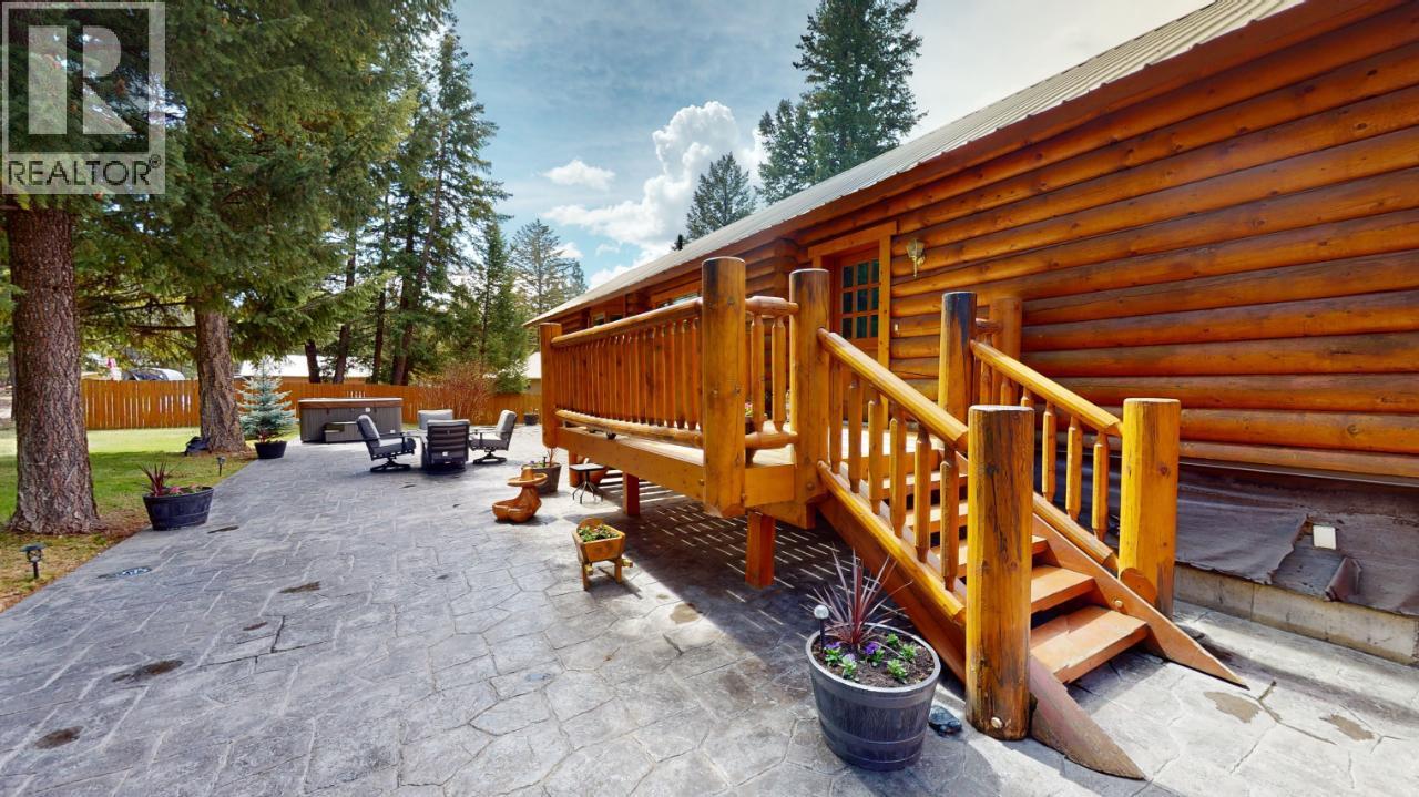 6006 Wolf Creek Road, Wasa, British Columbia  V0B 2K0 - Photo 55 - 10382886