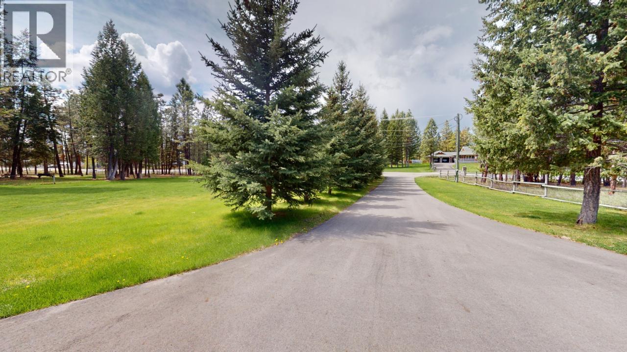 6006 Wolf Creek Road, Wasa, British Columbia  V0B 2K0 - Photo 74 - 10382886