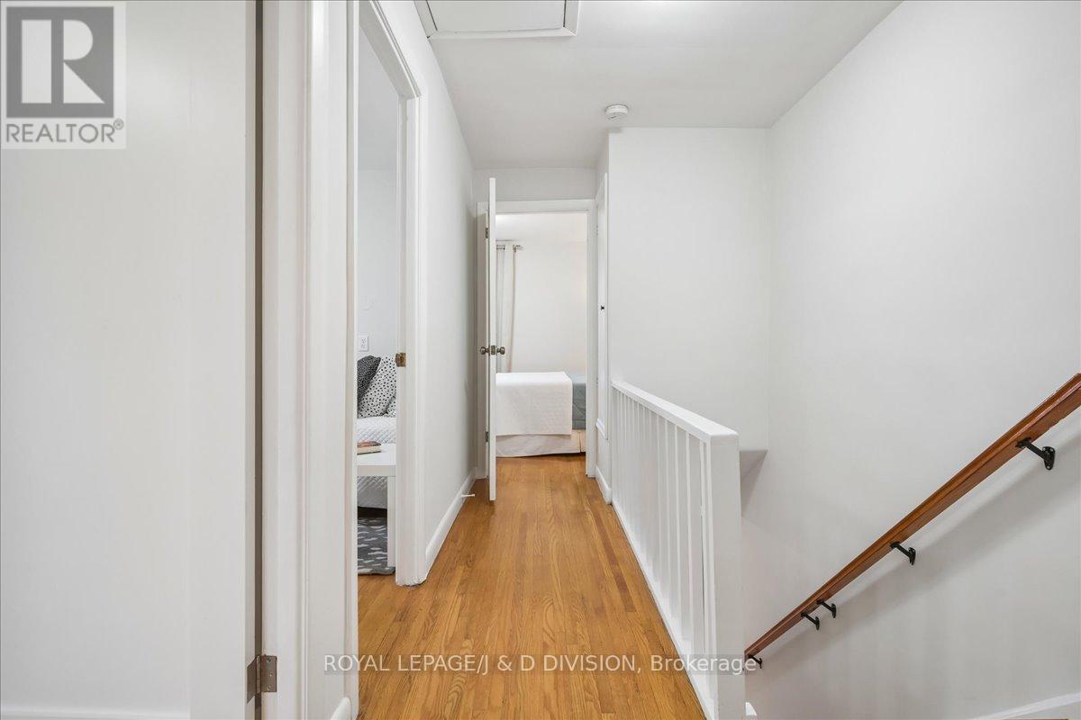 51 Skylark Road, Toronto, Ontario  M6S 4M5 - Photo 23 - W12984788