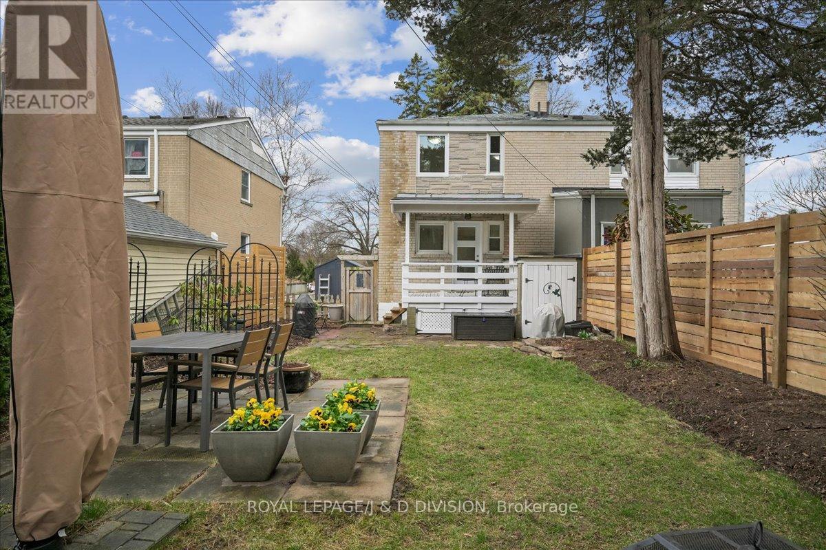 51 Skylark Road, Toronto, Ontario  M6S 4M5 - Photo 42 - W12984788