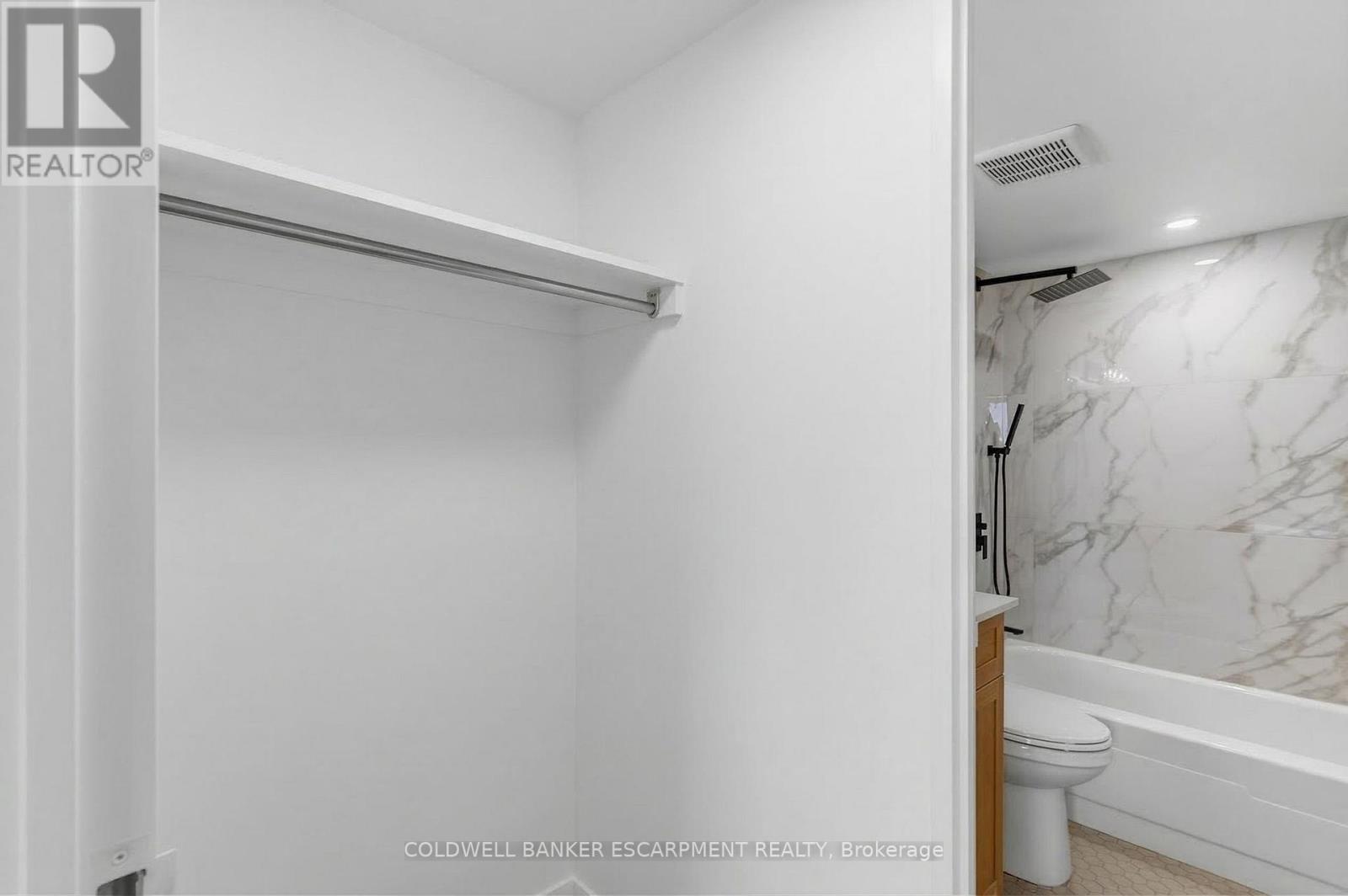 1314 - 50 Mississauga Valley Boulevard, Mississauga, Ontario  L5A 3S2 - Photo 25 - W12984822