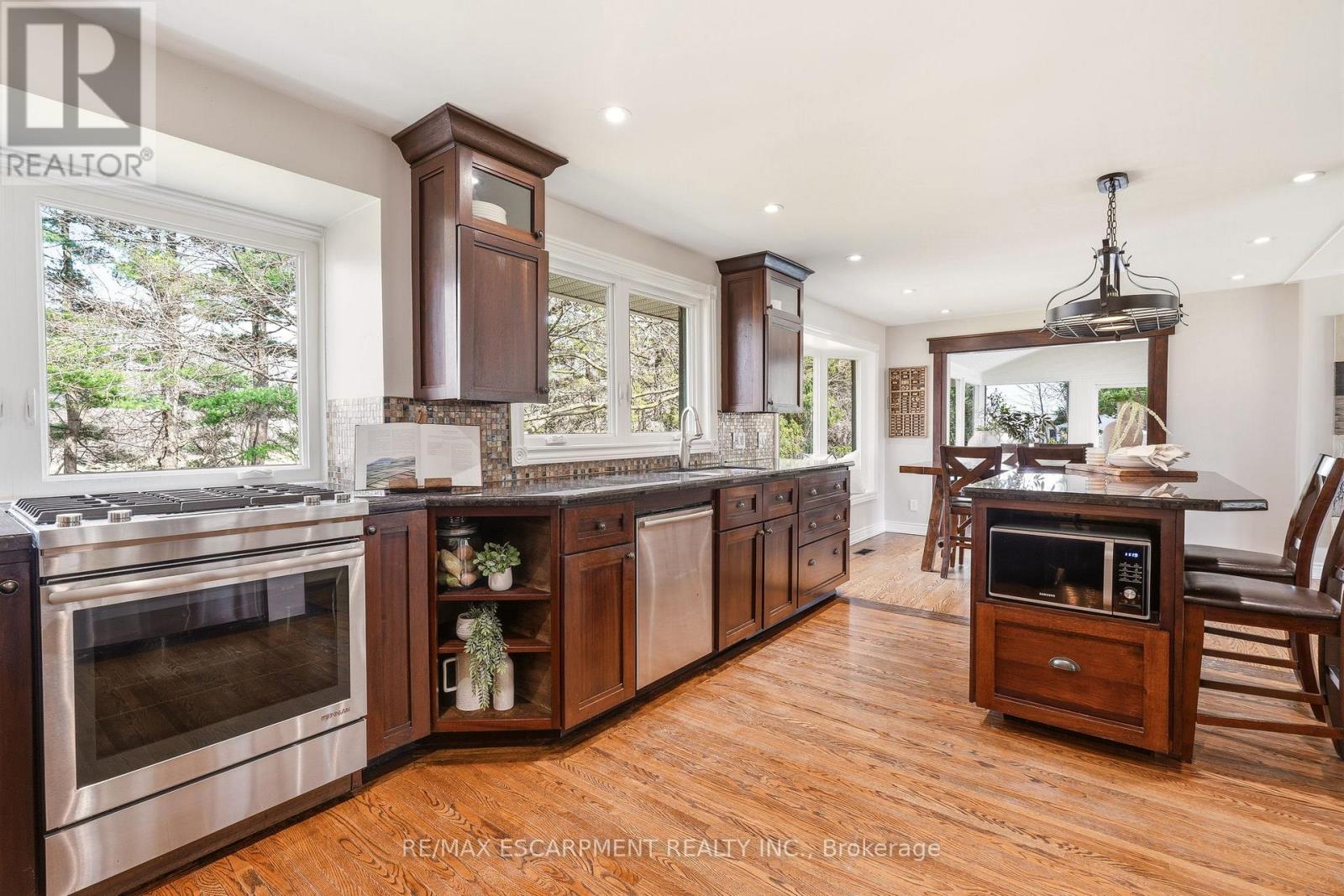 1189 Britannia Road, Burlington, Ontario  L7P 0E7 - Photo 15 - W12984826