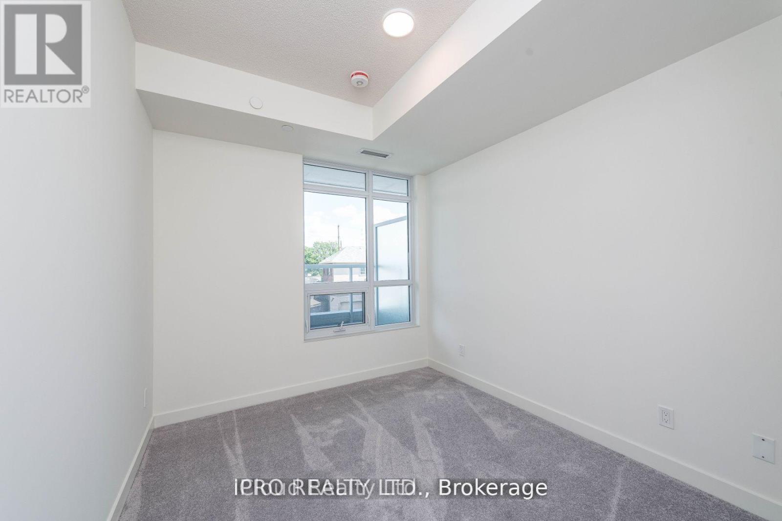 204 - 10 Wilby Crescent, Toronto, Ontario  M9N 1E5 - Photo 15 - W12984894