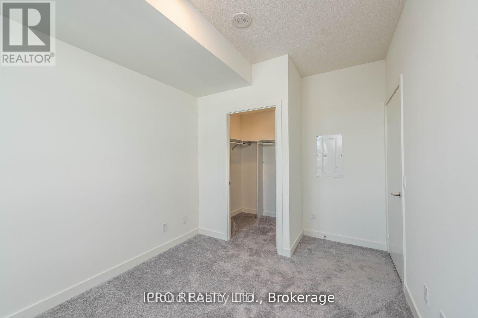204 - 10 Wilby Crescent, Toronto, Ontario  M9N 1E5 - Photo 17 - W12984894