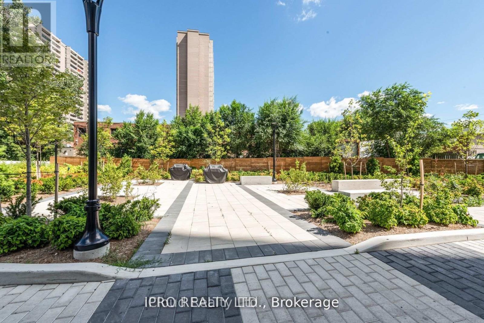 204 - 10 Wilby Crescent, Toronto, Ontario  M9N 1E5 - Photo 30 - W12984894