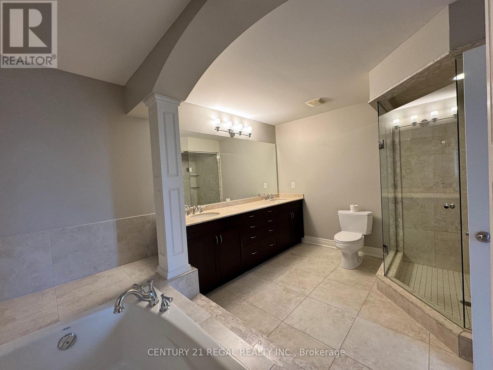 2294 Wuthering Heights Way, Oakville, Ontario  L6M 0E7 - Photo 14 - W12984898