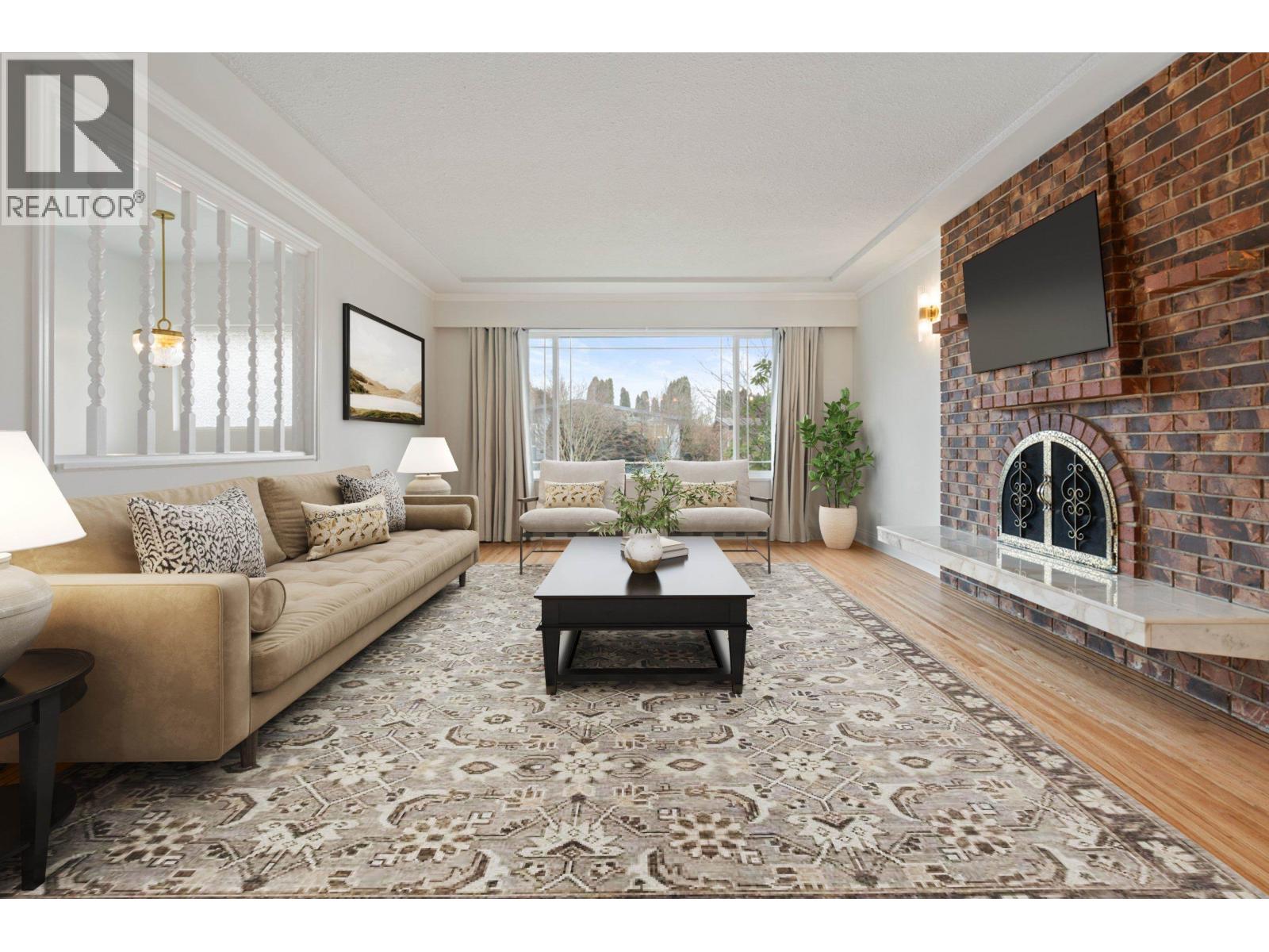 1743 Taralawn Court, Burnaby, British Columbia  V5B 3H4 - Photo 4 - R3100276