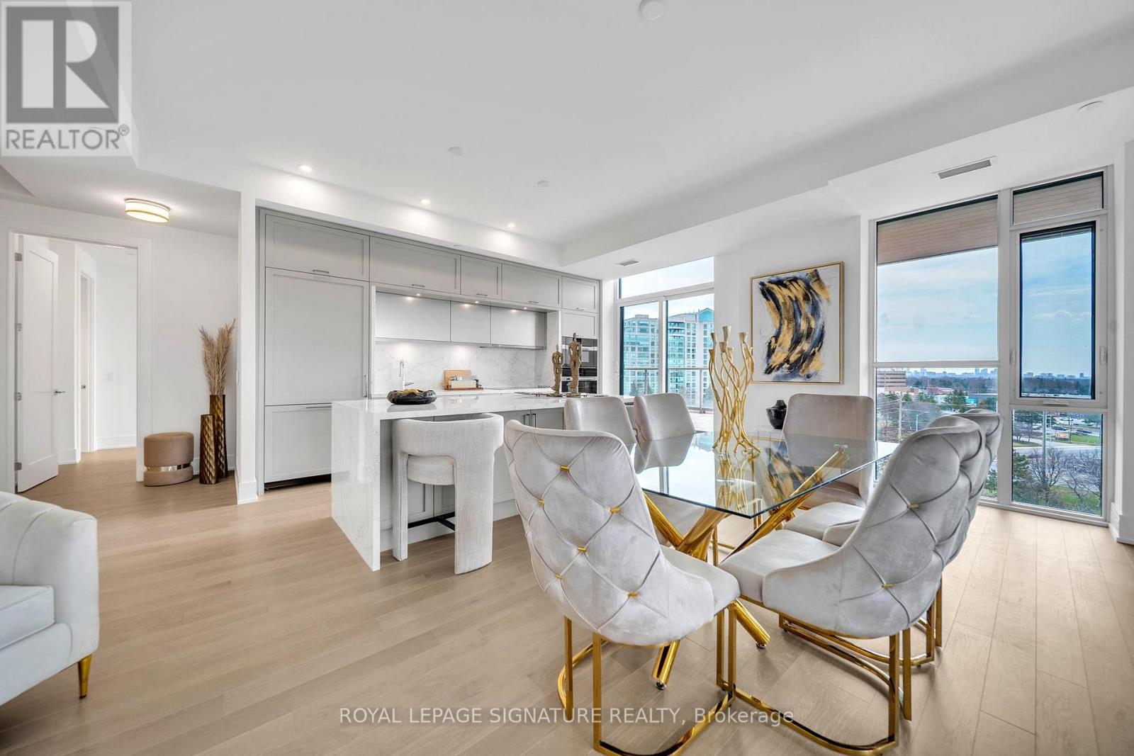 617 - 399 Royal Orchard Boulevard, Markham, Ontario  L3T 0H3 - Photo 4 - N12982514