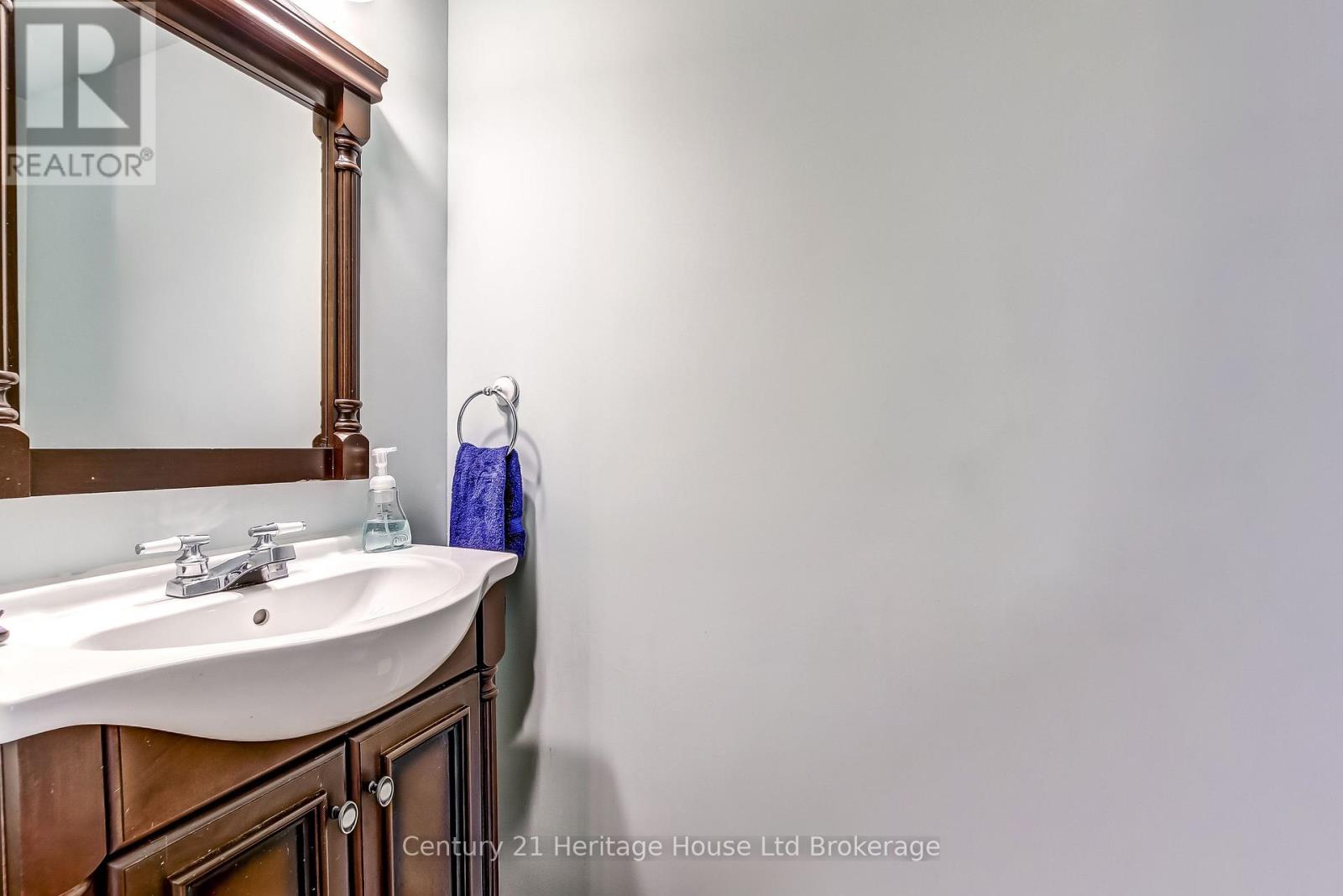 3 - 259 Lansdowne Avenue, Woodstock, Ontario  N4T 1N6 - Photo 6 - X12972612