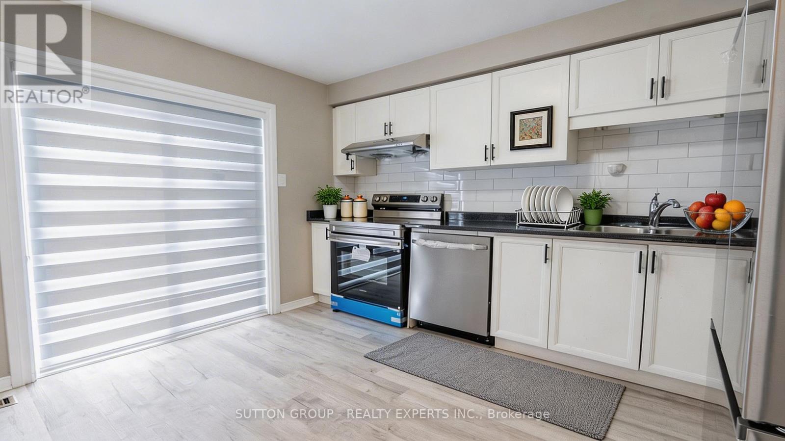 63 Wickstead Court, Brampton, Ontario  L6R 1N8 - Photo 20 - W12970662