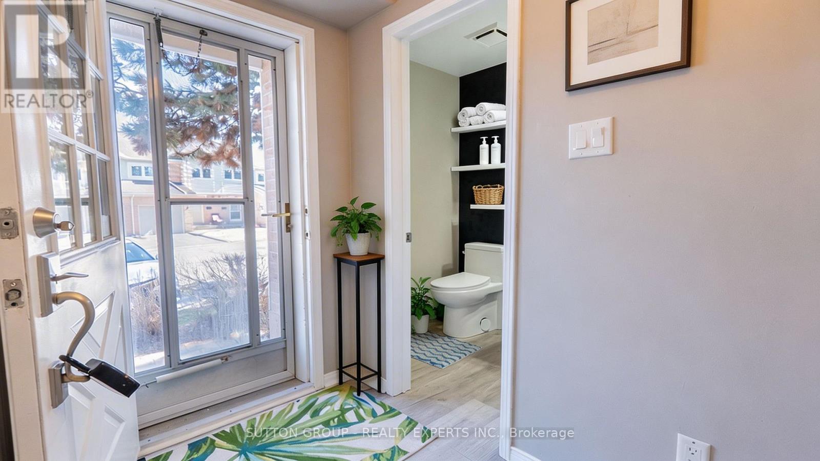 63 Wickstead Court, Brampton, Ontario  L6R 1N8 - Photo 14 - W12970662