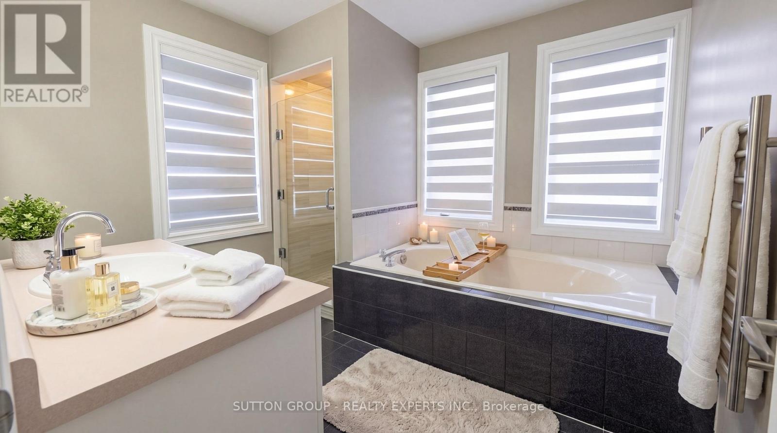 63 Wickstead Court, Brampton, Ontario  L6R 1N8 - Photo 10 - W12970662