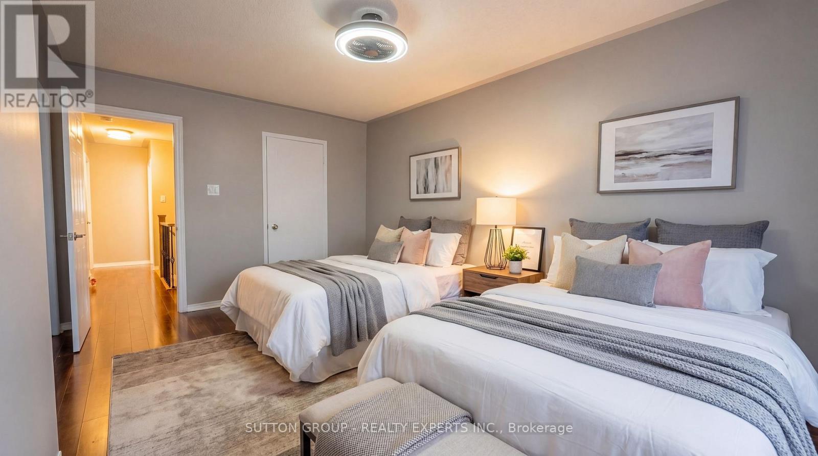 63 Wickstead Court, Brampton, Ontario  L6R 1N8 - Photo 11 - W12970662