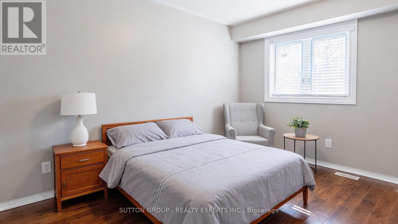 63 Wickstead Court, Brampton, Ontario  L6R 1N8 - Photo 31 - W12970662