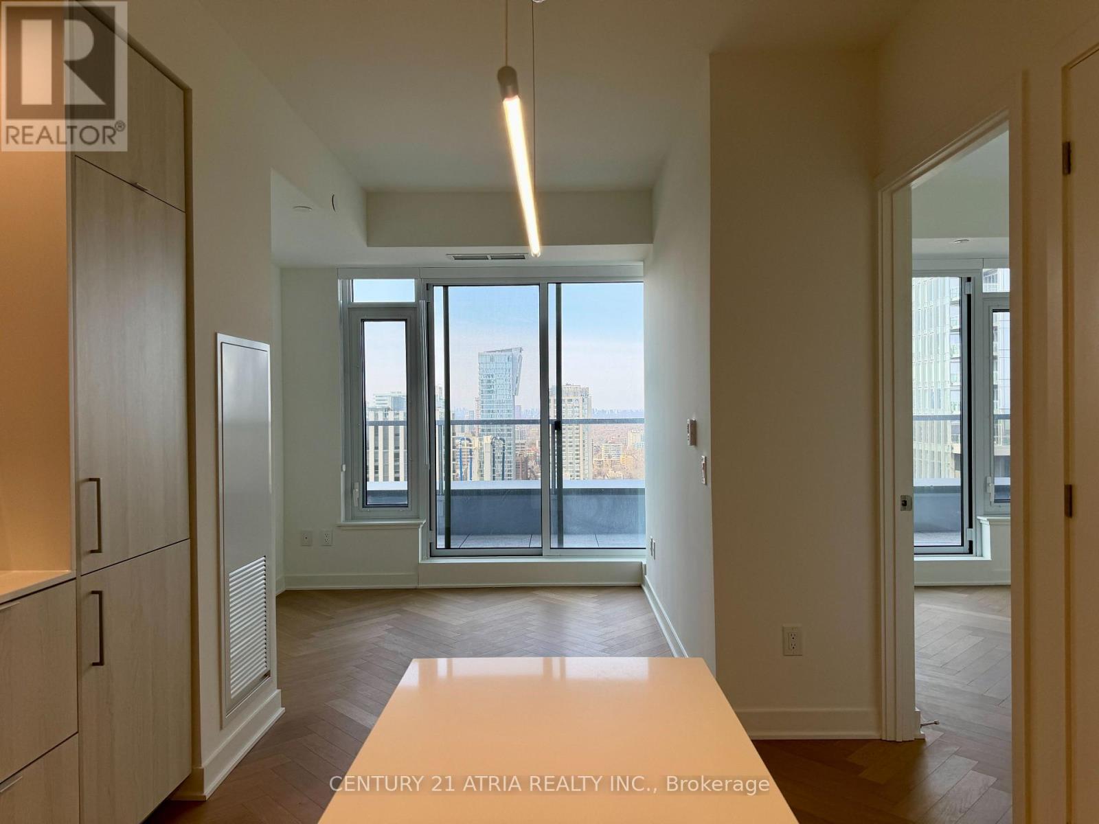 2401 - 11 Yorkville Avenue, Toronto, Ontario  M4W 0B7 - Photo 6 - C12931966