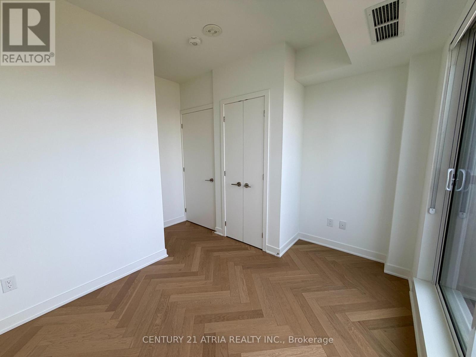 2401 - 11 Yorkville Avenue, Toronto, Ontario  M4W 0B7 - Photo 12 - C12931966