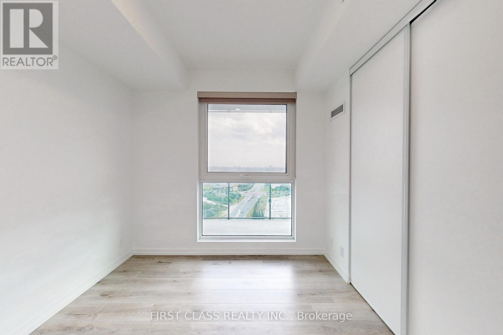 1902 - 7890 Jane Street, Vaughan, Ontario  L4K 0K9 - Photo 11 - N12846232