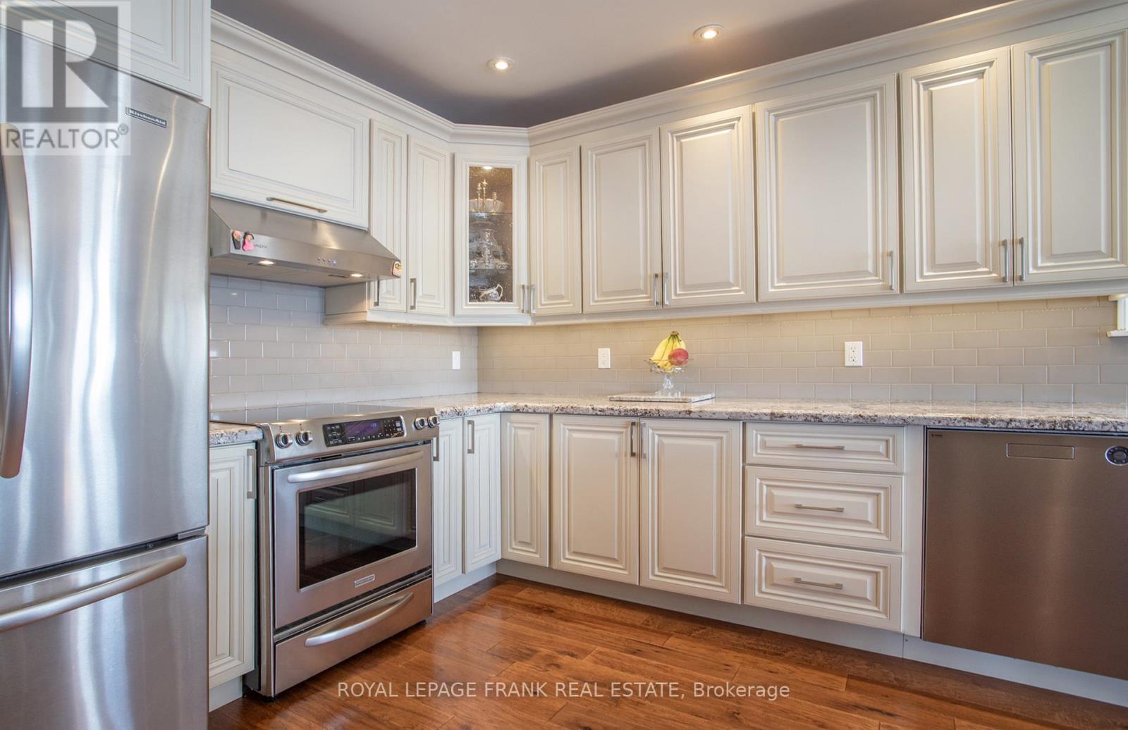 11 Edgewater Drive, Selwyn, Ontario  K0L 1T0 - Photo 21 - X12981888