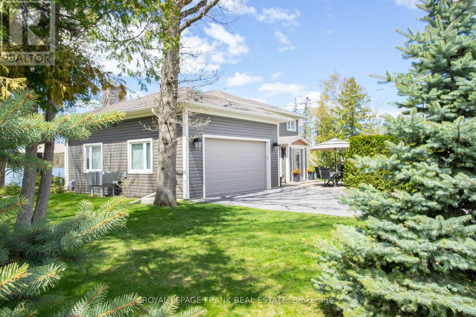 11 Edgewater Drive, Selwyn, Ontario  K0L 1T0 - Photo 36 - X12981888