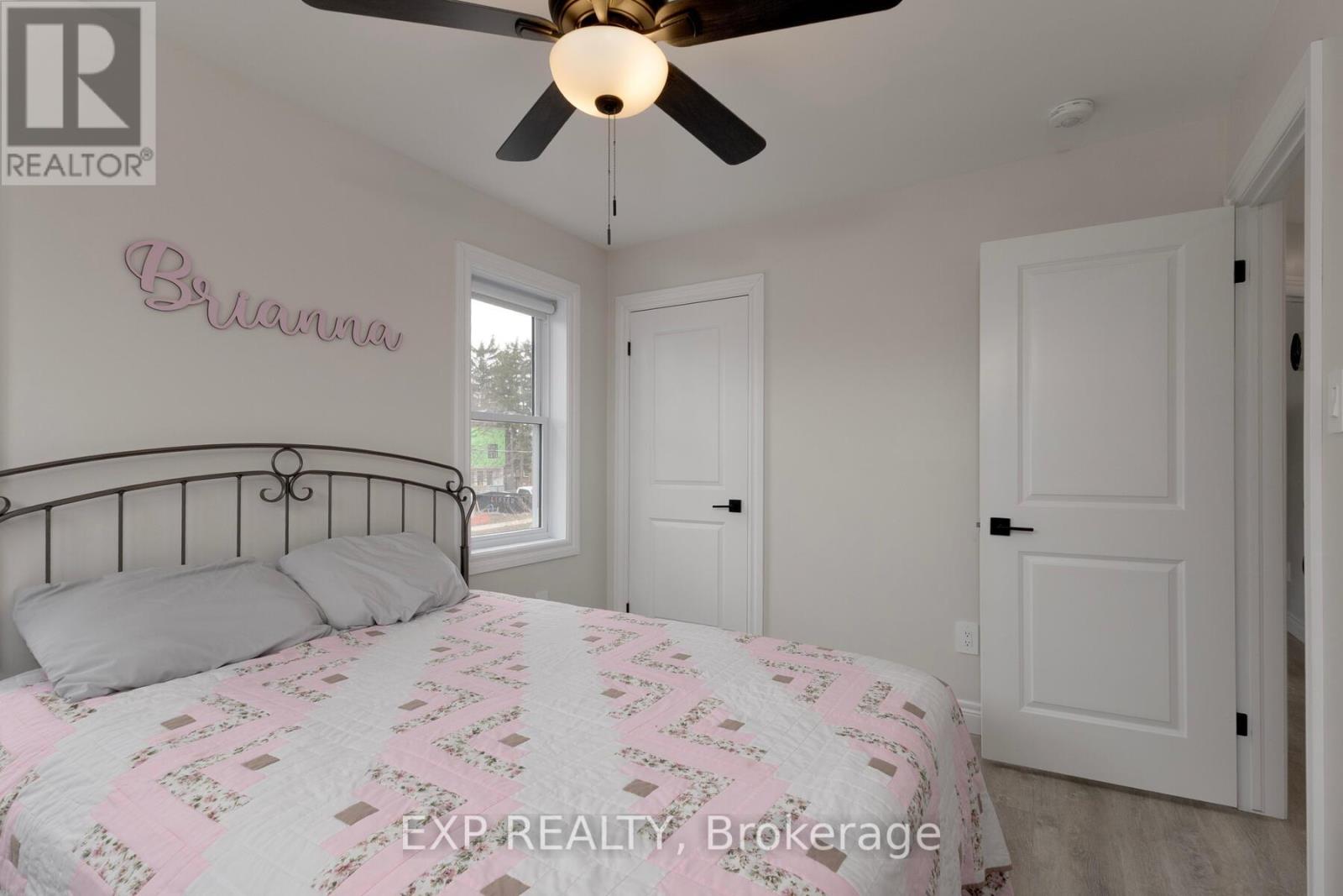 1038 Dearness Drive, London South, Ontario  N6E 1N7 - Photo 26 - X12901810