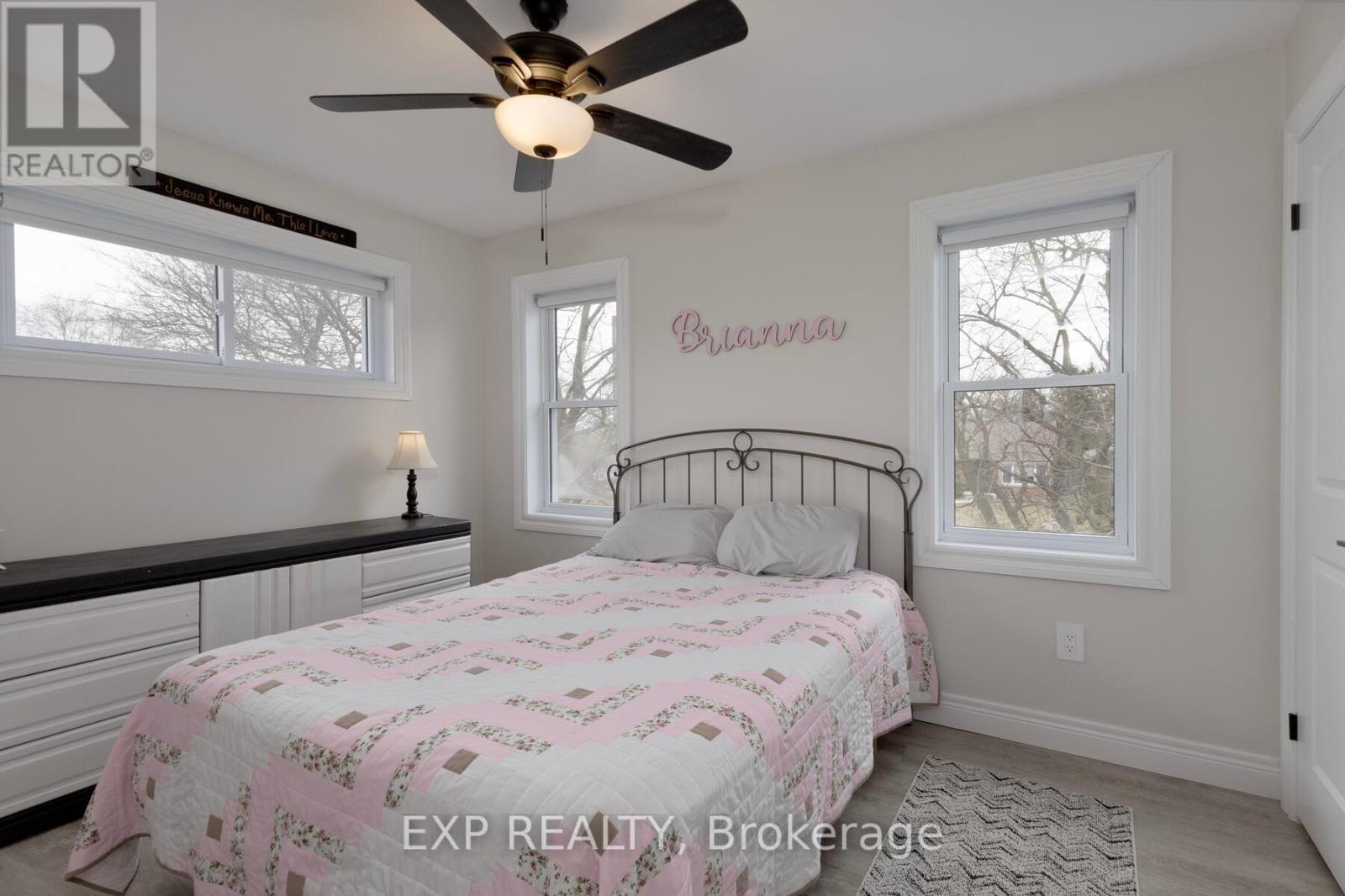 1038 Dearness Drive, London South, Ontario  N6E 1N7 - Photo 25 - X12901810