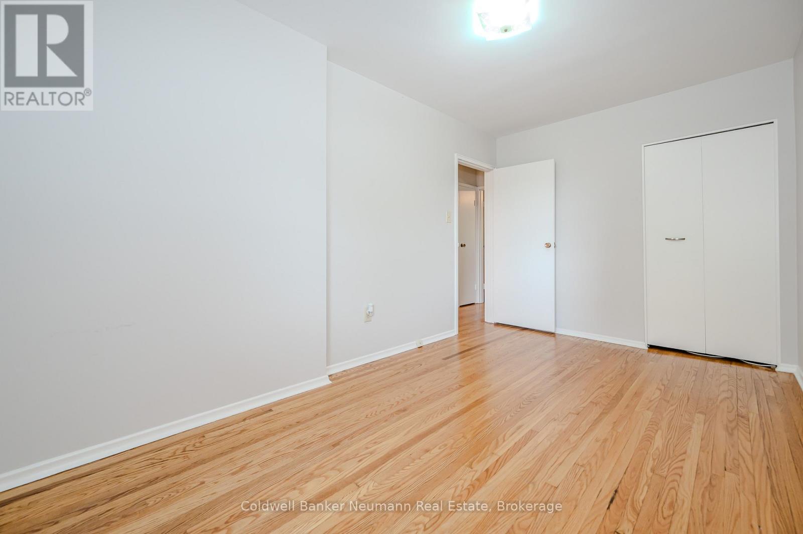 144 Princeton Drive, Hamilton, Ontario  L8T 1S8 - Photo 12 - X12984952